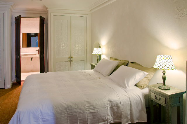 Church Stay bedroom with ensuite doorway